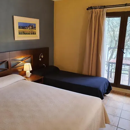 Masia El Molinete 3* Мора-де-Рубьелос