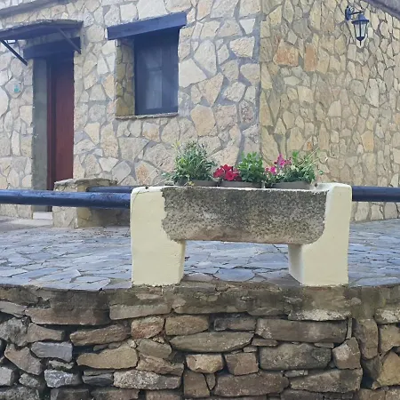 Masia El Molinete 3* Mora de Rubielos