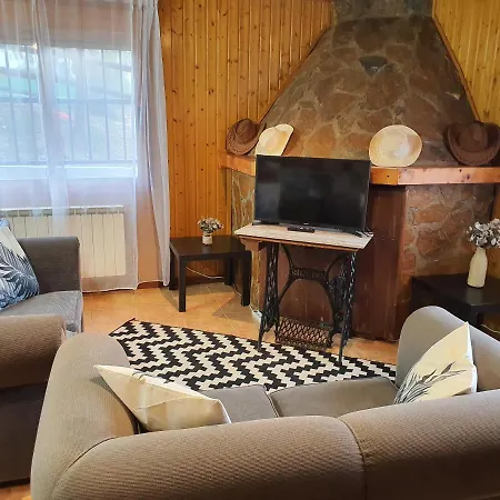Masia El Molinete 3* Мора-де-Рубьелос