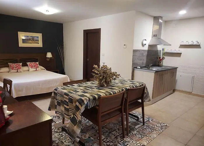 Masia El Molinete 3* Mora de Rubielos