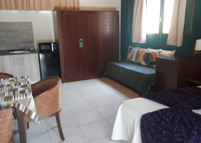 Masia El Molinete 3* Mora de Rubielos